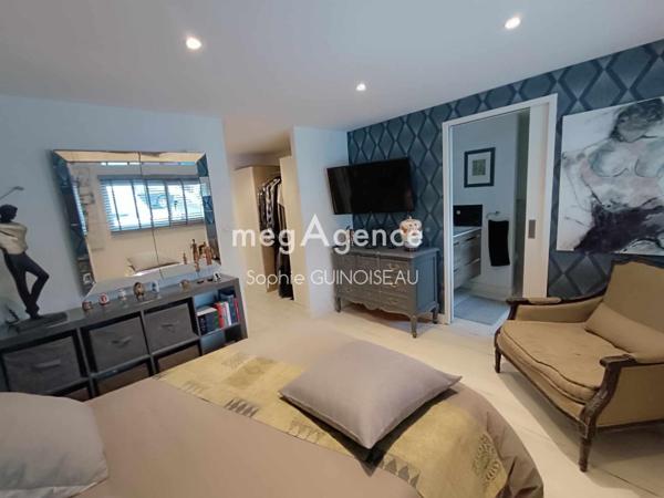 Maison à LE PUY-SAINT-BONNET, 49300 - 6 pièces 176m²