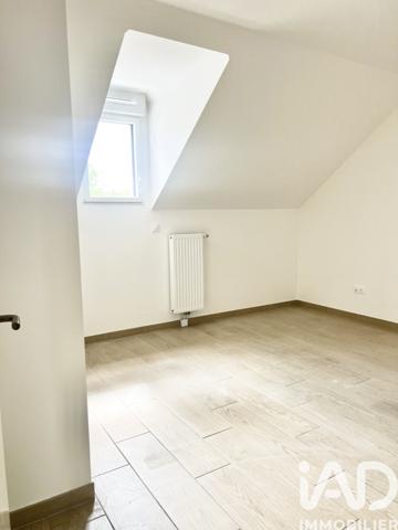 Location appartement 4 pièces 93 m² Valmondois