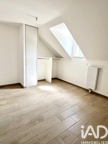 Location appartement 4 pièces 93 m² Valmondois