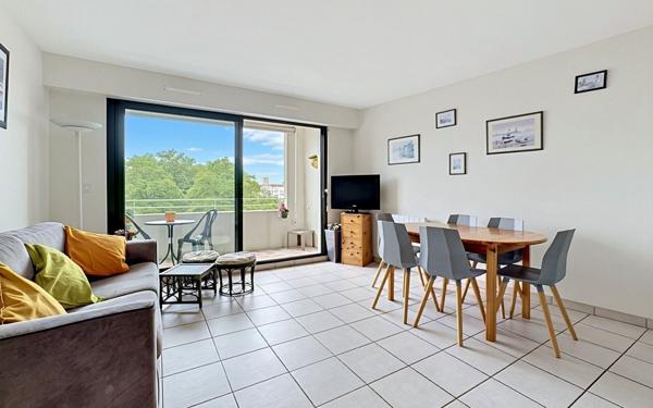Appartement à vendre    3 pièces • 62,29 m2 La Rochelle