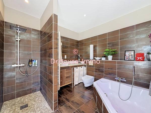 Maison à vendre 6 pièces de 141 m²