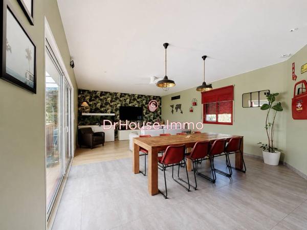 Maison à vendre 6 pièces de 141 m²