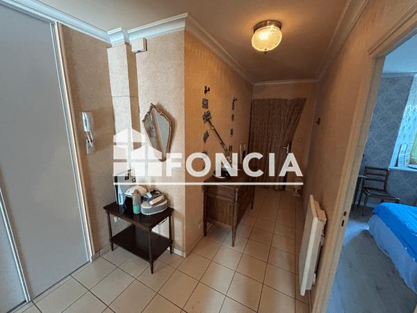 Location Appartement meublé 4 pièces 92.75 m² - Perros Guirec 22700