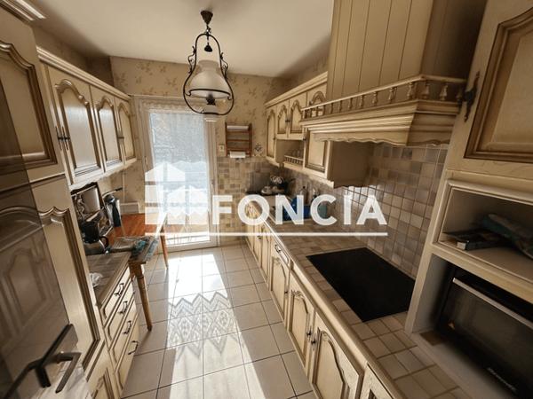 Location Appartement meublé 4 pièces 92.75 m² - Perros Guirec 22700
