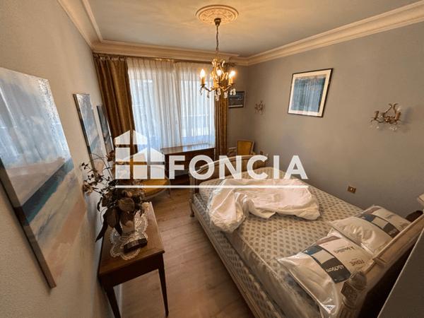 Location Appartement meublé 4 pièces 92.75 m² - Perros Guirec 22700