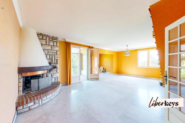 Maison de caractère de plus de 200 m² sur 2 100 m² de terrain – Plateau Saint-Salvadou