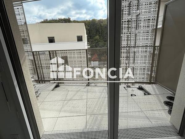 Location Appartement 2 pièces 45.6 m² - AVENUE BEETHOVEN Tours 37200