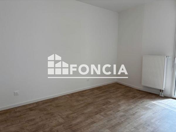 Location Appartement 2 pièces 45.6 m² - AVENUE BEETHOVEN Tours 37200