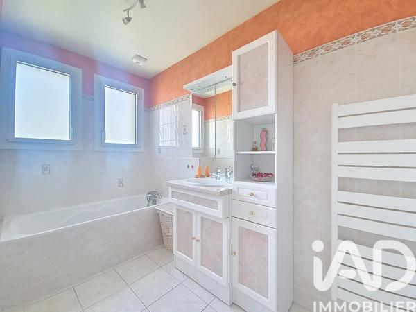 Maison à vendre 6 pièces 136,8 m² Sainte-Pazanne