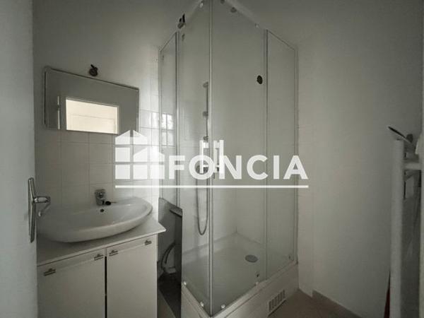 Location Appartement 2 pièces 30.32 m² - 2 RUE DU HAMEAU DE BRETAGNE Morigny Champigny 91150