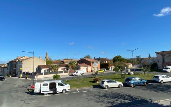 Appartement à louer    4 pièces •  Saint-Paul-Cap-de-Joux