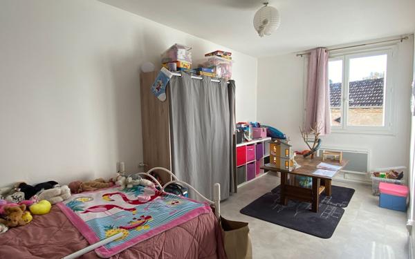 Appartement à louer    4 pièces •  Saint-Paul-Cap-de-Joux