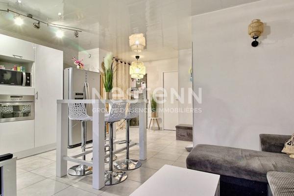 Martigues - À vendre : Appartement 3 pièces de 68m2 avec une véranda et local vélo