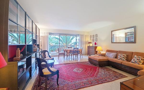 Appartement à vendre    3 pièces • 85 m2 Nice