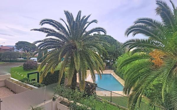 Appartement à vendre    3 pièces • 85 m2 Nice
