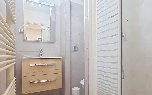 Appartement à vendre    3 pièces • 85 m2 Nice