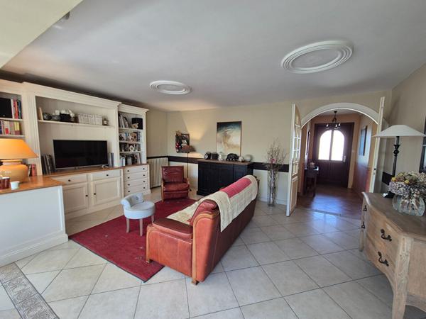 Landivisiau- Maison 8 pièces- 162 m2 Landivisiau