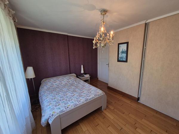 Landivisiau- Maison 8 pièces- 162 m2 Landivisiau