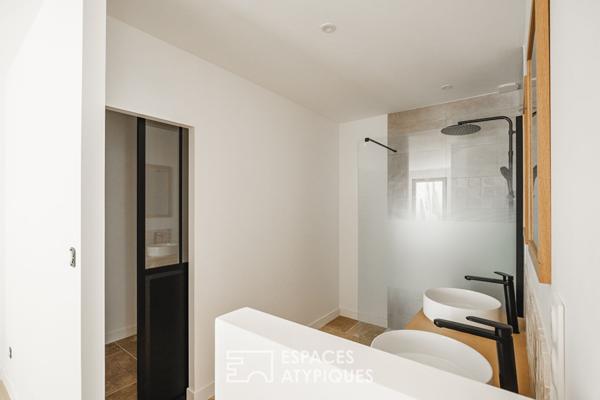 Maison aux vastes terrasses, en toute quiétude à Fétilly