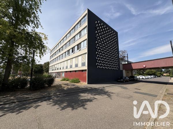 Immeuble à vendre 1 368 m² Val-de-Reuil