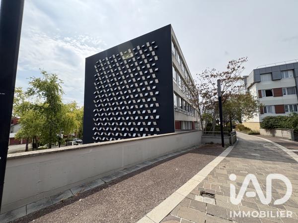 Immeuble à vendre 1 368 m² Val-de-Reuil