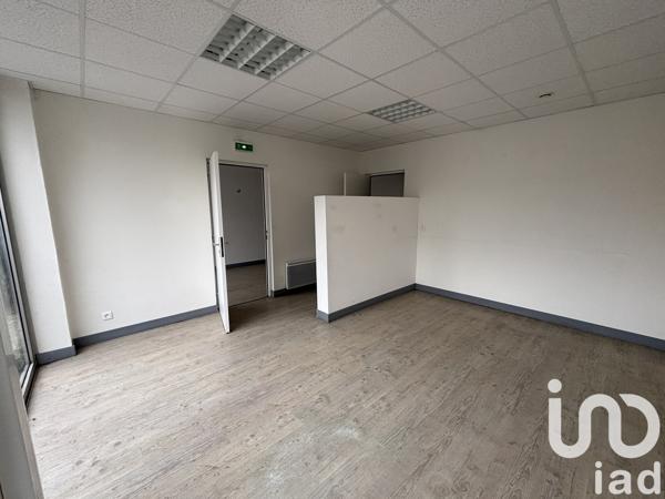 Immeuble à vendre 1 368 m² Val-de-Reuil