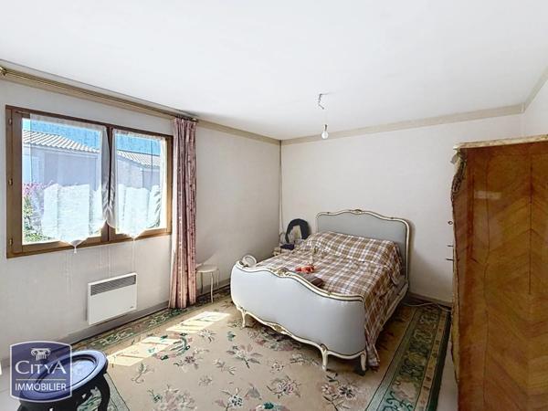 Maison à vendre 6 pièces 165m² Aix-en-Provence (13080)