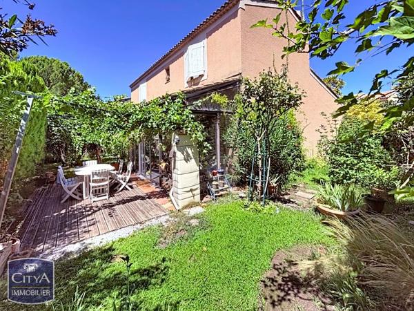 Maison à vendre 6 pièces 165m² Aix-en-Provence (13080)