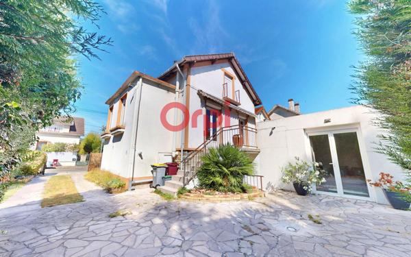 Maison à vendre    7 pièces • 135 m2 Montfermeil