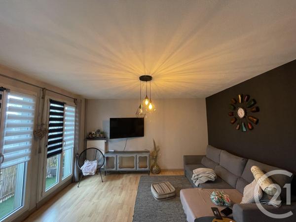 Appartement F3 à vendre  3 pièces - 65,99 m2 MOULINS - 03