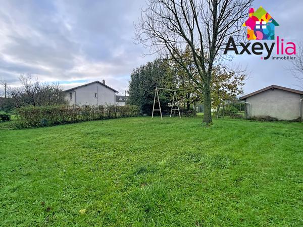 Pouilly-les-Nonains (42155) A VENDRE - POUILLY-LES-NONAINS - MAISON AVEC TROIS CHAMBRES, DEUX GARAGES ET GRAND TERRAIN CONSTRUCTIBLE