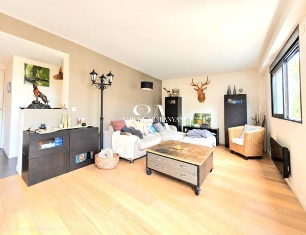 Maison familiale de 233 m2 avec jardin et bureau indépendant dans le quartier des Fleurs