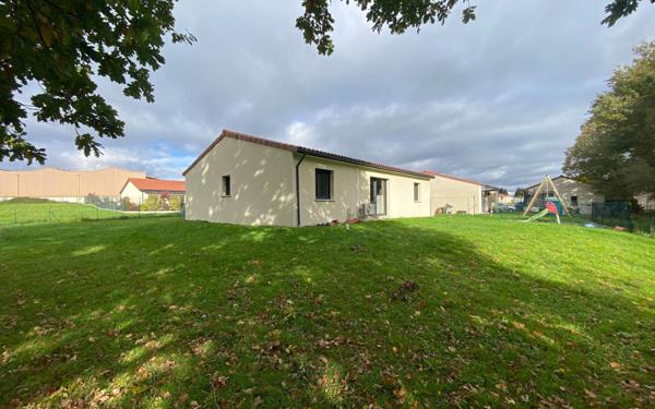 Maison à vendre    4 pièces •  Séreilhac