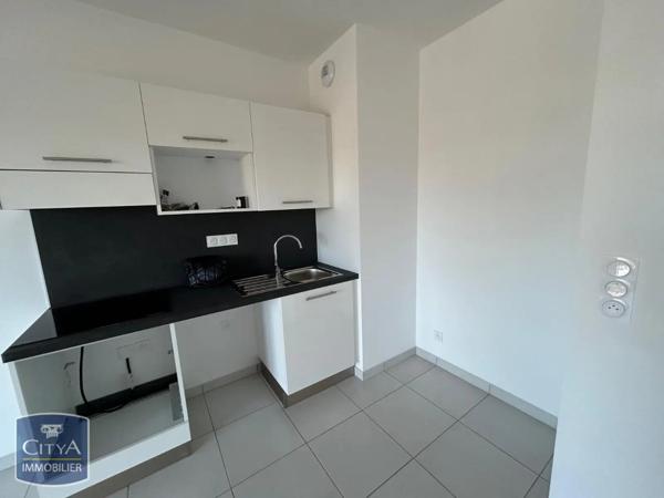 Appartement à louer 2 pièces 47.97m²