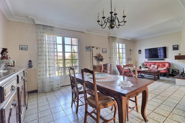 Maison familiale Saint Sébastien Sur Loire 144 m2