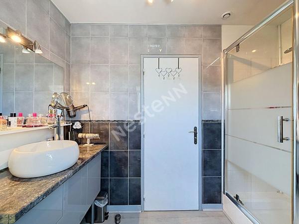Maison d'exception à vendre à Saint Avertin - 7 pièces, 212 m² sur terrain de 1407 m²