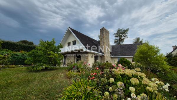 Maison d Architecte a PLOUEDERN : Un bien d exception a saisir en Bretagne