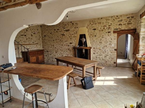 Maison ancienne Béthon 71 m²