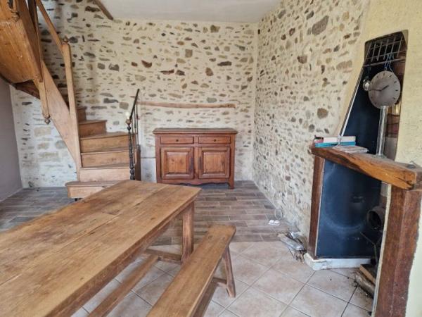 Maison ancienne Béthon 71 m²