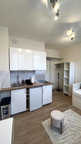 Studio 1 pièce(s) 14.2 m²