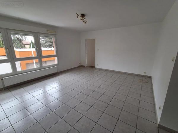 Location - Appartement Bourg-en-Bresse 01000 76 m 2 509 m 2