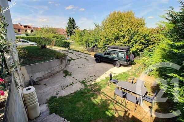 Maison à vendre  6 pièces - 117,50 m 2   CHATEAU THIERRY  - 02