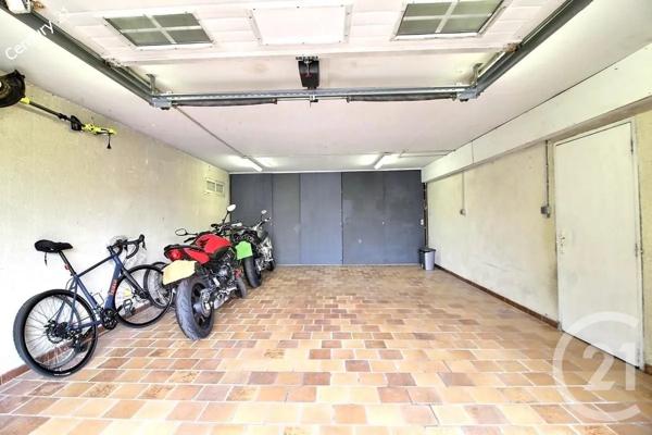 Maison à vendre  6 pièces - 117,50 m 2   CHATEAU THIERRY  - 02