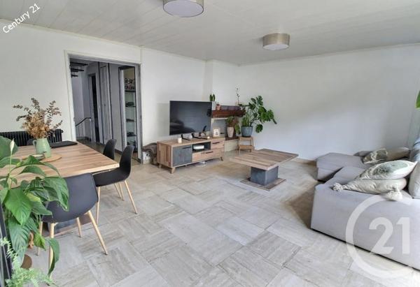 Maison à vendre  6 pièces - 117,50 m 2   CHATEAU THIERRY  - 02