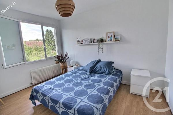 Maison à vendre  6 pièces - 117,50 m 2   CHATEAU THIERRY  - 02