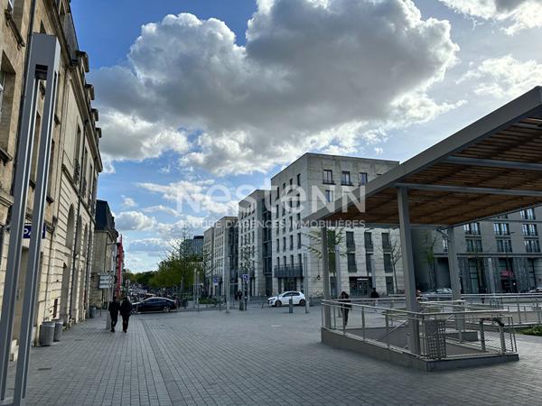 Restaurant proche de Mériadeck avec extraction et terrasse
