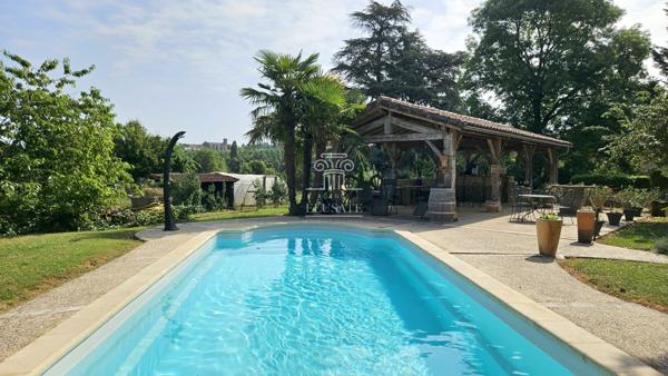 Condom (32100) PROPRIETE AVEC GITE ET CAMPING - TERRAIN D'ENVIRON 1HA ET PISCINE / PROCHE CONDOM