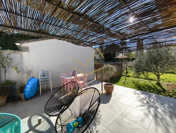 L'Isle-sur-la-Sorgue (84800) Maison contemporaine de plain pied proche de la ville au calme, prête à habiter !