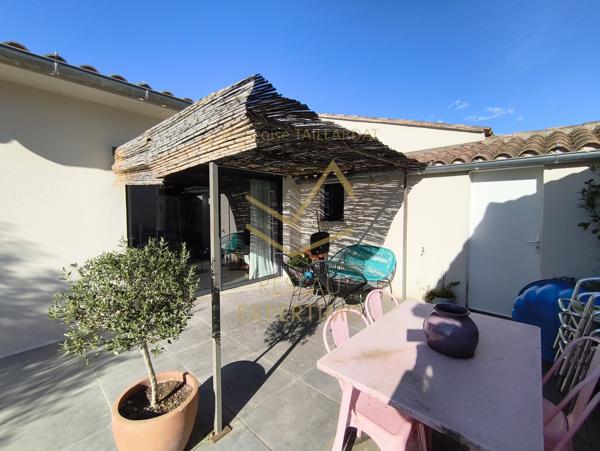 L'Isle-sur-la-Sorgue (84800) Maison contemporaine de plain pied proche de la ville au calme, prête à habiter !