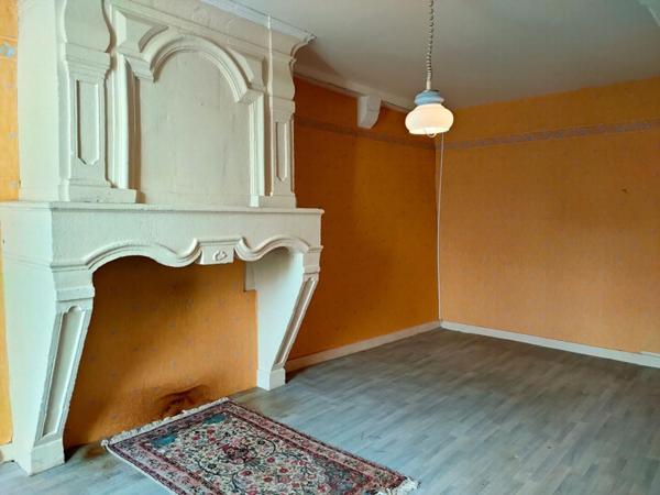 ENSEMBLE 2 MAISONS EN PIERRE 600 m² + PISCINE + GARAGES + PARKING + TERRAIN 1600 m²